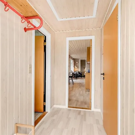 Hoghni - 850m To The Fjord By Interhome Feriehus *